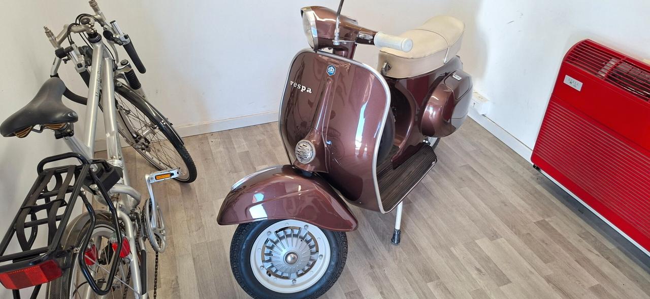 Piaggio Vespa 125 Primavera