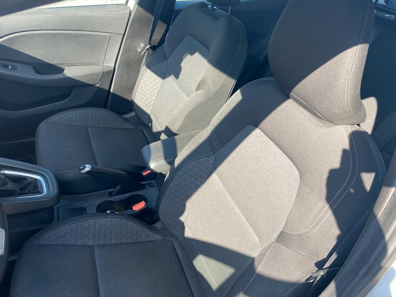 Renault Clio TCe 90 CV 5 porte Intens