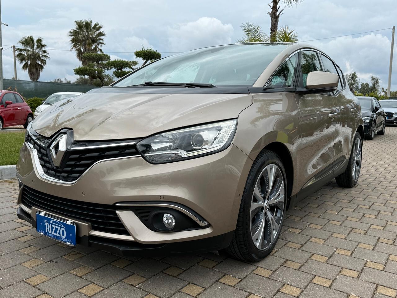 Renault Scenic 1.5dCi 110 CV Energy Intens 5 Posti.