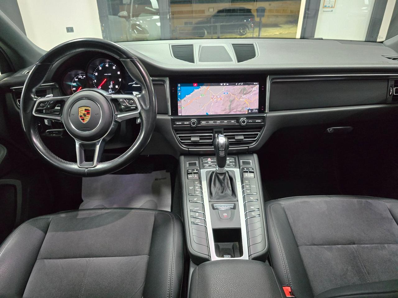 Porsche Macan 2.0 (Tetto-cerchi 21)