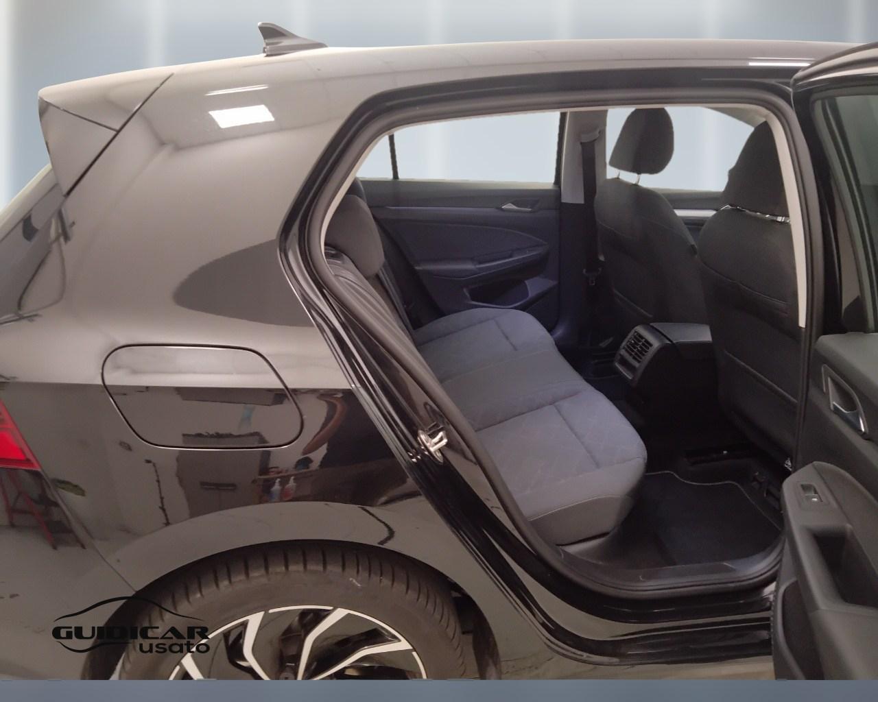 VOLKSWAGEN Golf VIII 2020 - Golf 1.0 etsi evo Life 110cv dsg