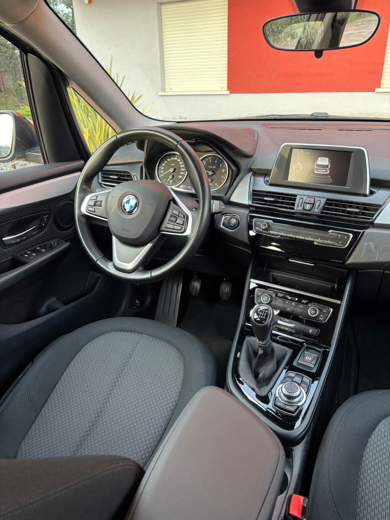 Bmw 2er Active Tourer 218i Luxury