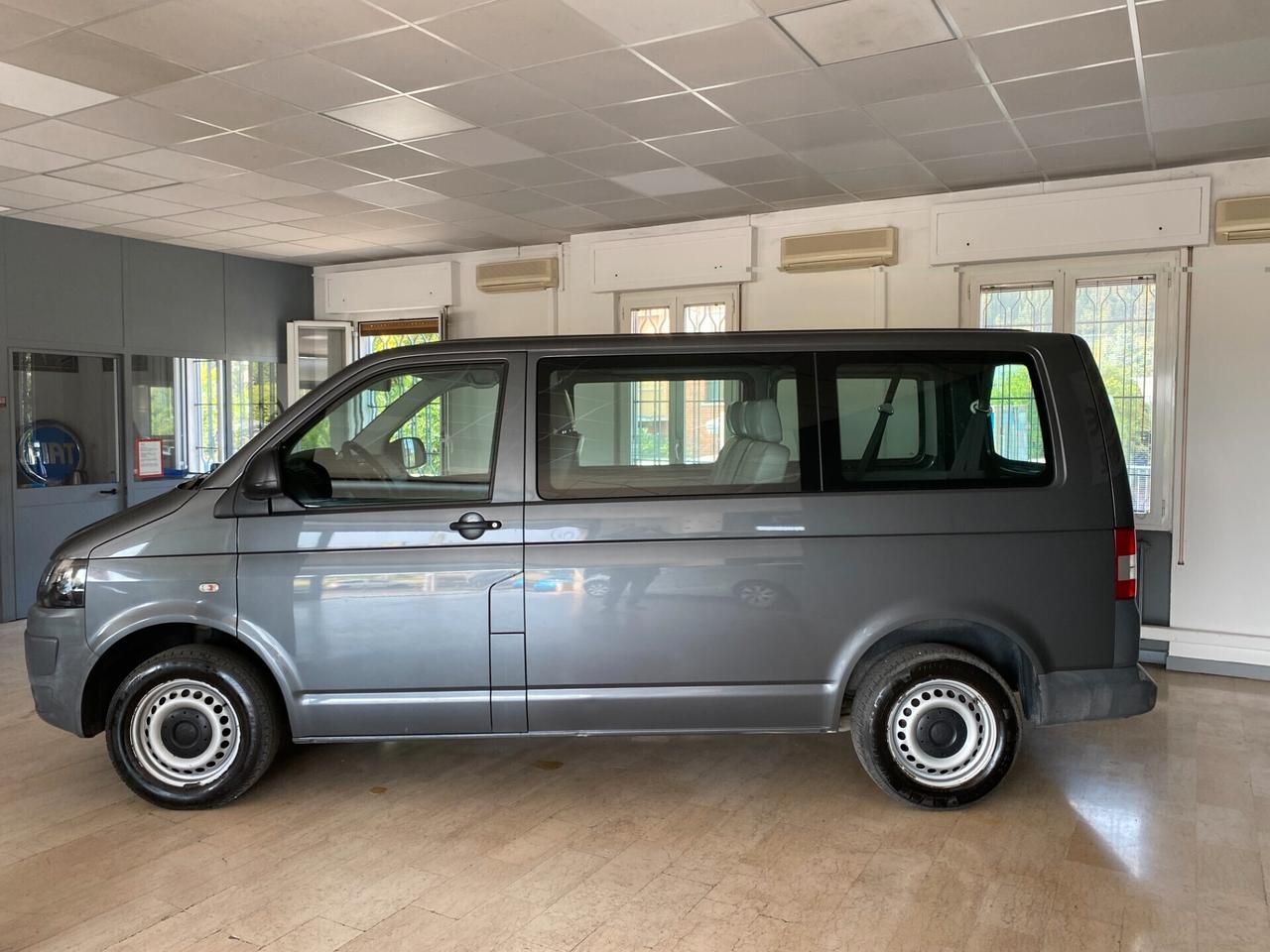 VOLKSWAGEN T5 Multivan Trasporter Caravelle 2.0 Euro 5A 9 Posti