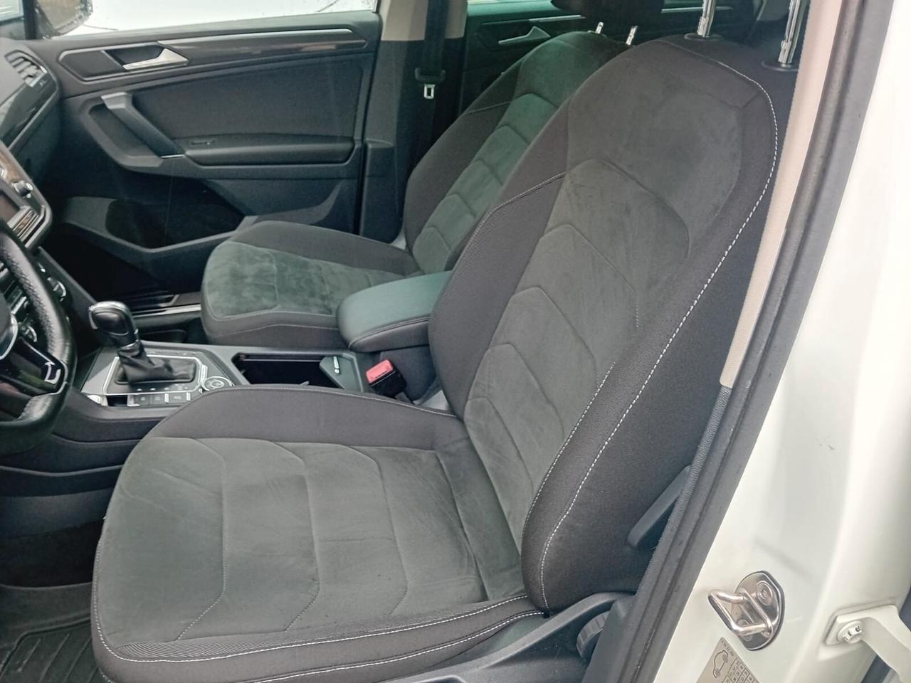 Volkswagen Tiguan 2.0 BiTDI SCR DSG 4MOTION Executive R-Line BMT