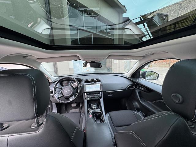 JAGUAR F-Pace 2.0 D 180 CV aut. R-Sport