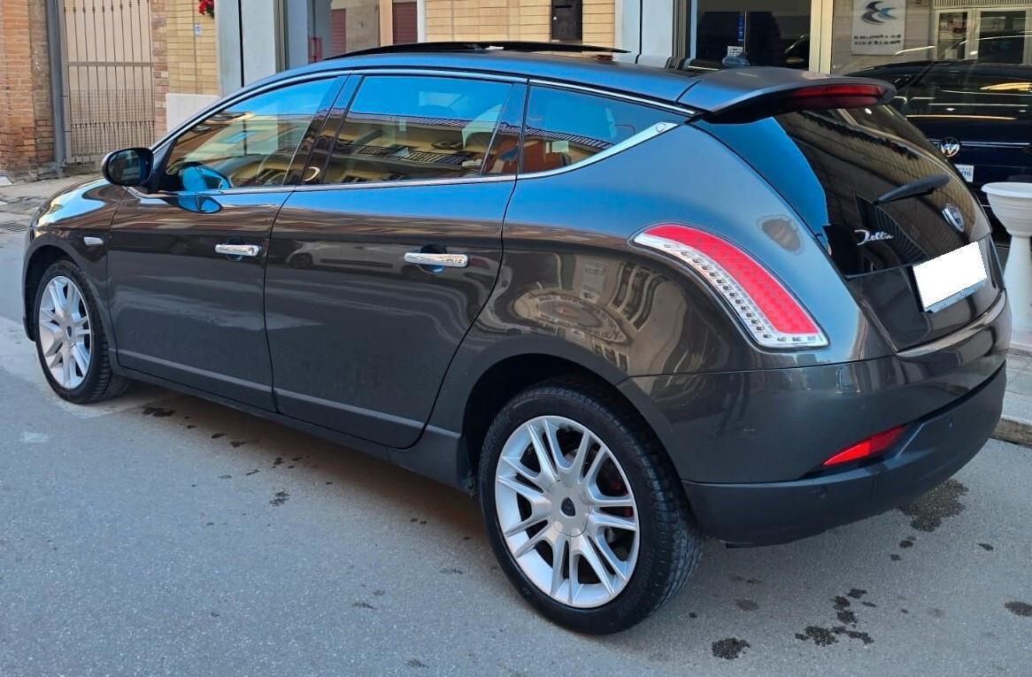 Lancia Delta 1.6 Multijet Platino