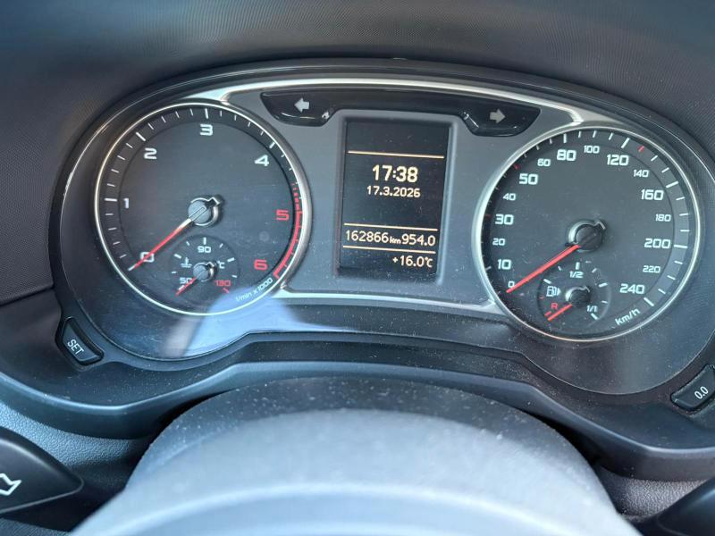 Audi A1 Sportback 1.6 tdi 105 CV Attraction ADATTA NEOPATENTATI