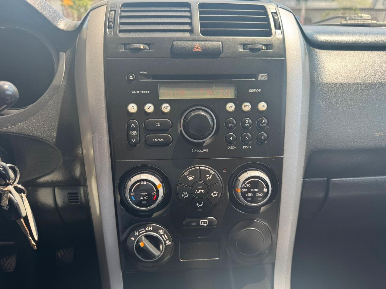 Suzuki Grand Vitara 1.9 DDiS 3 porte MOTORE NUOVO!!!!!!!!