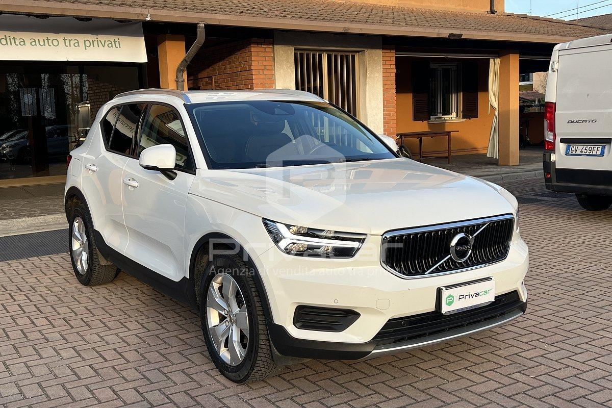 VOLVO XC40 D3 Geartronic Momentum