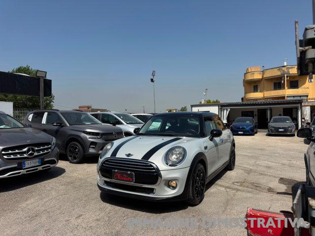 MINI Cooper D 1.5 Cooper D 5 porte
