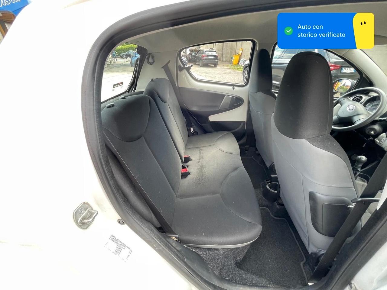 Toyota Aygo 1.0 12V VVT-i 5 porte Active Connect