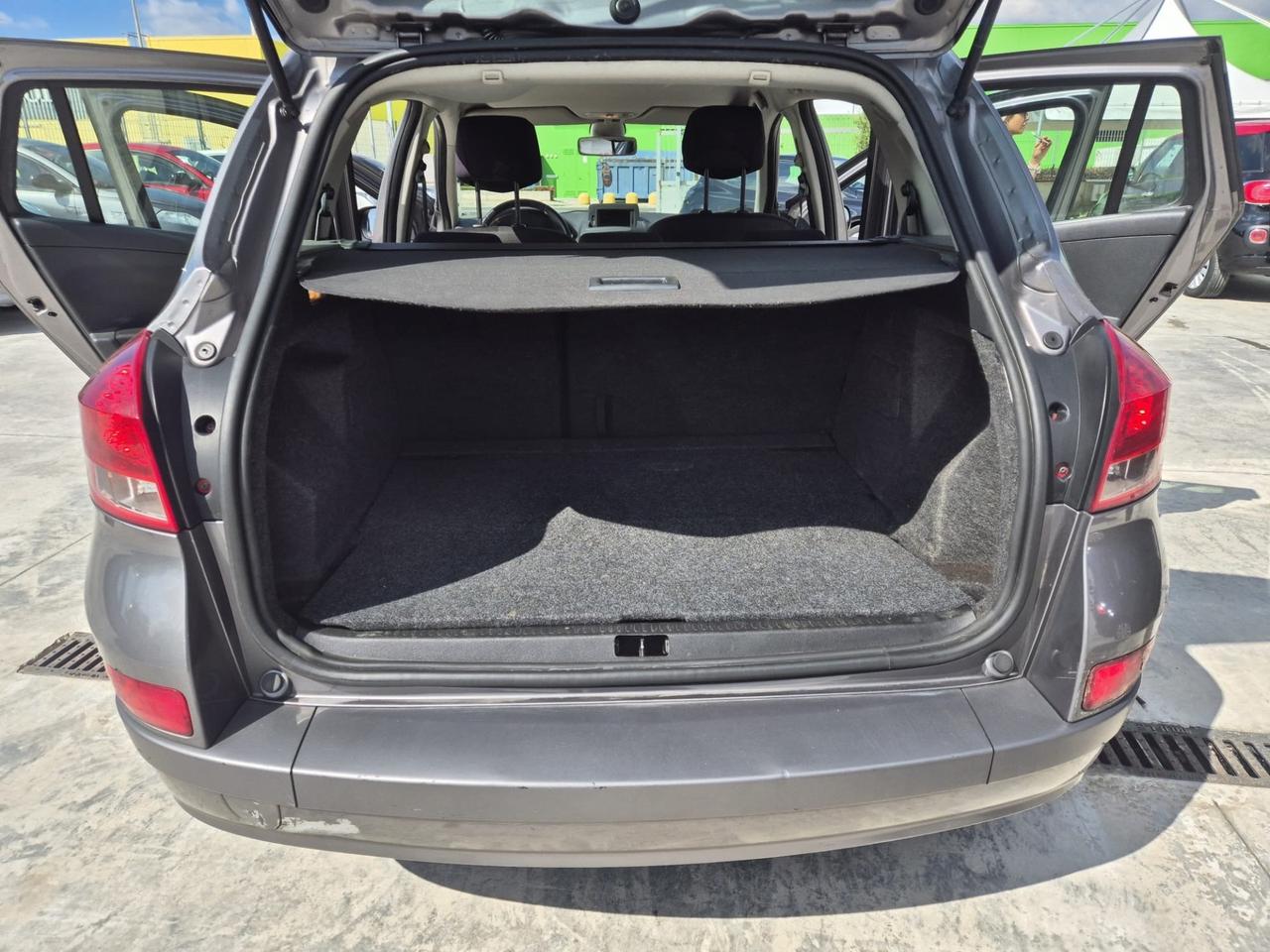 Renault Clio 1.2 16V SporTour Live!