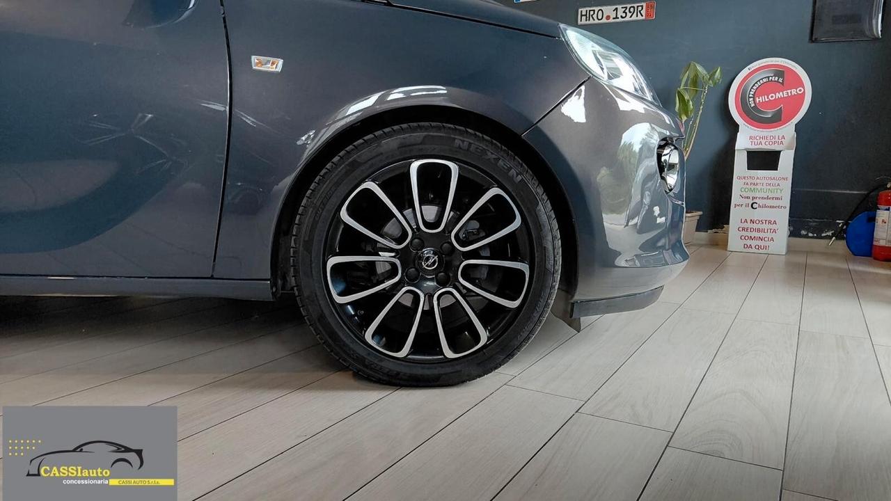 Opel Adam 1.4 87 CV GPL con Block Shaft