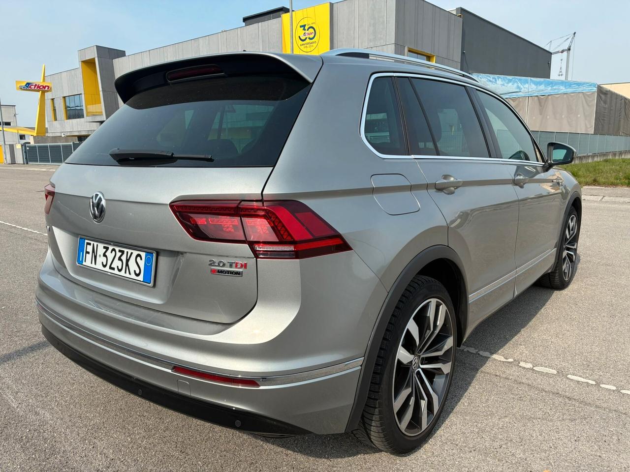 Tiguan 2.0 TDI SCR DSG 4MOTION Advanced BMT R-line