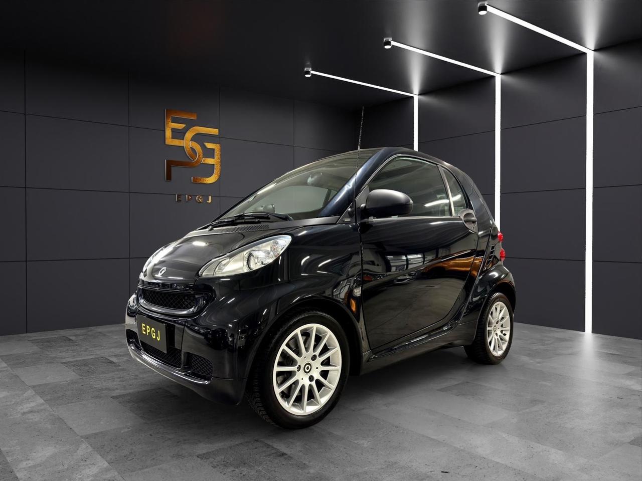 Smart ForTwo 1000 52 kW MHD coupé passion