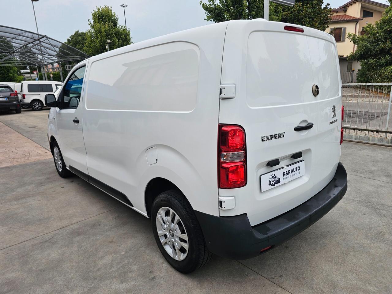 PEUGEOT EXPERT / 2016 / 4P / FURGONE 2.0 BLUEHDI 120 PREMIUM STANDARD