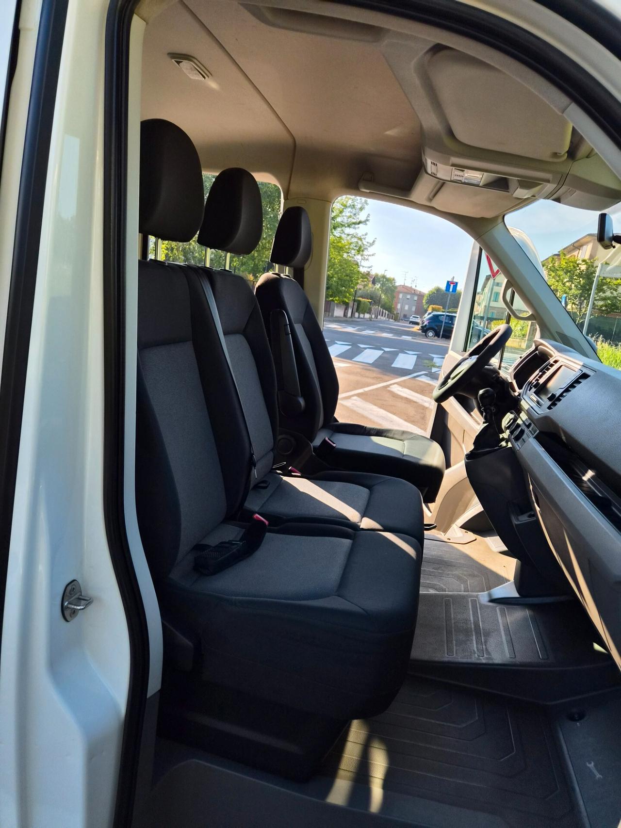 Volkswagen Crafter 35 2.0 TDI 7 POSTI CASSONE FISSO