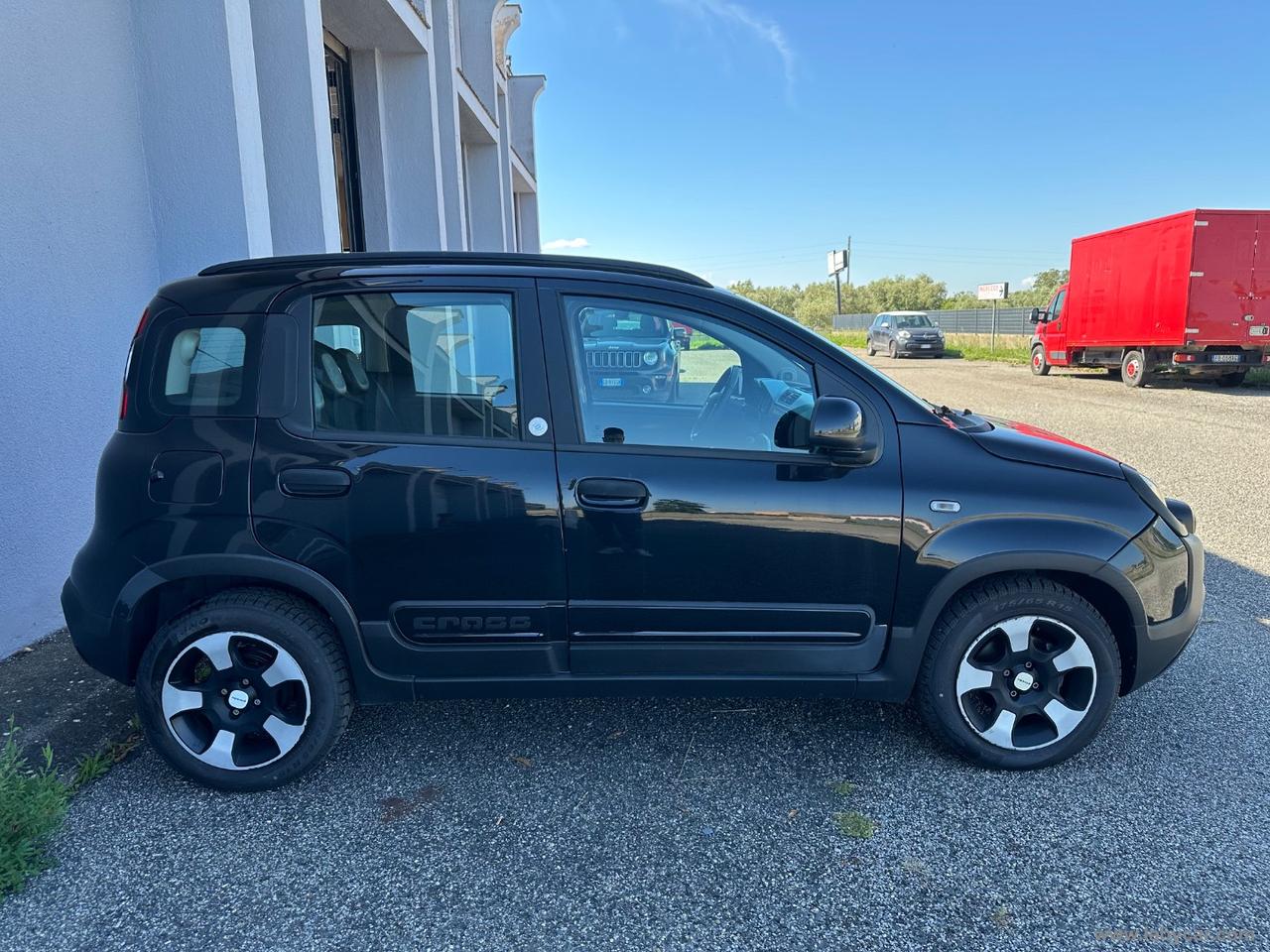 FIAT Panda 1.0 Hybrid Launch Ed.CITY CROSS