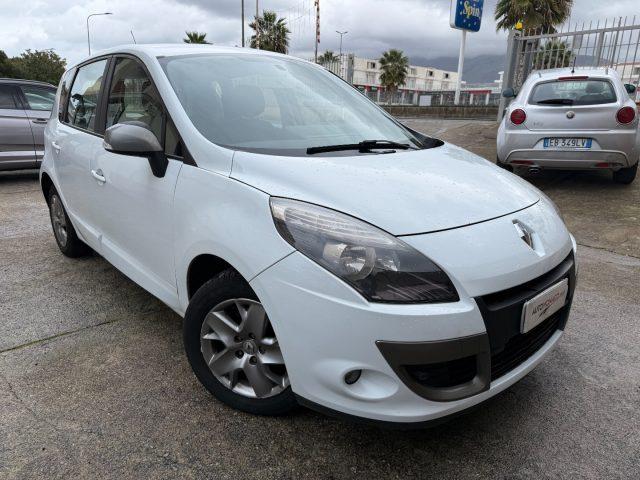 RENAULT Scenic X-Mod 1.5 dCi 110CV Attractive