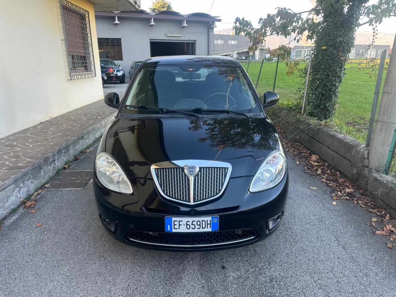 Lancia Ypsilon 1.2 69 CV Diva