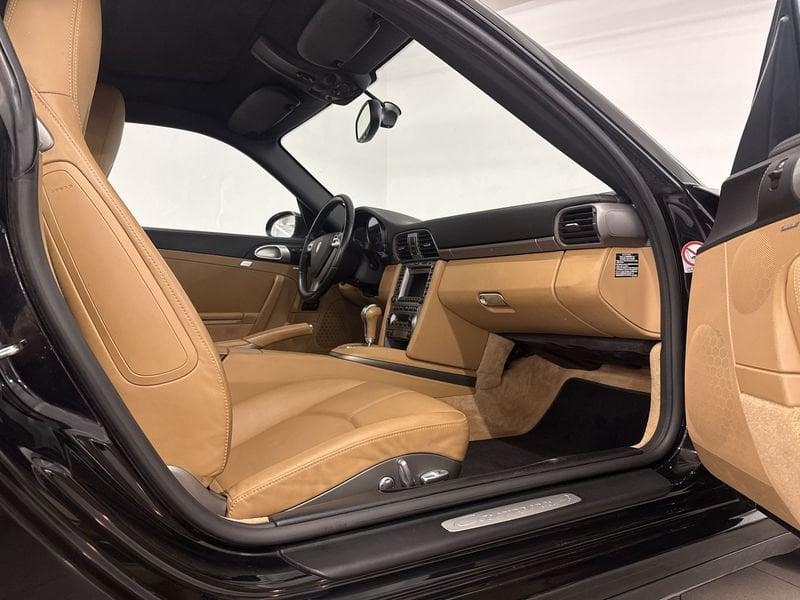 Porsche 911 911 Carrera 4 Coupé