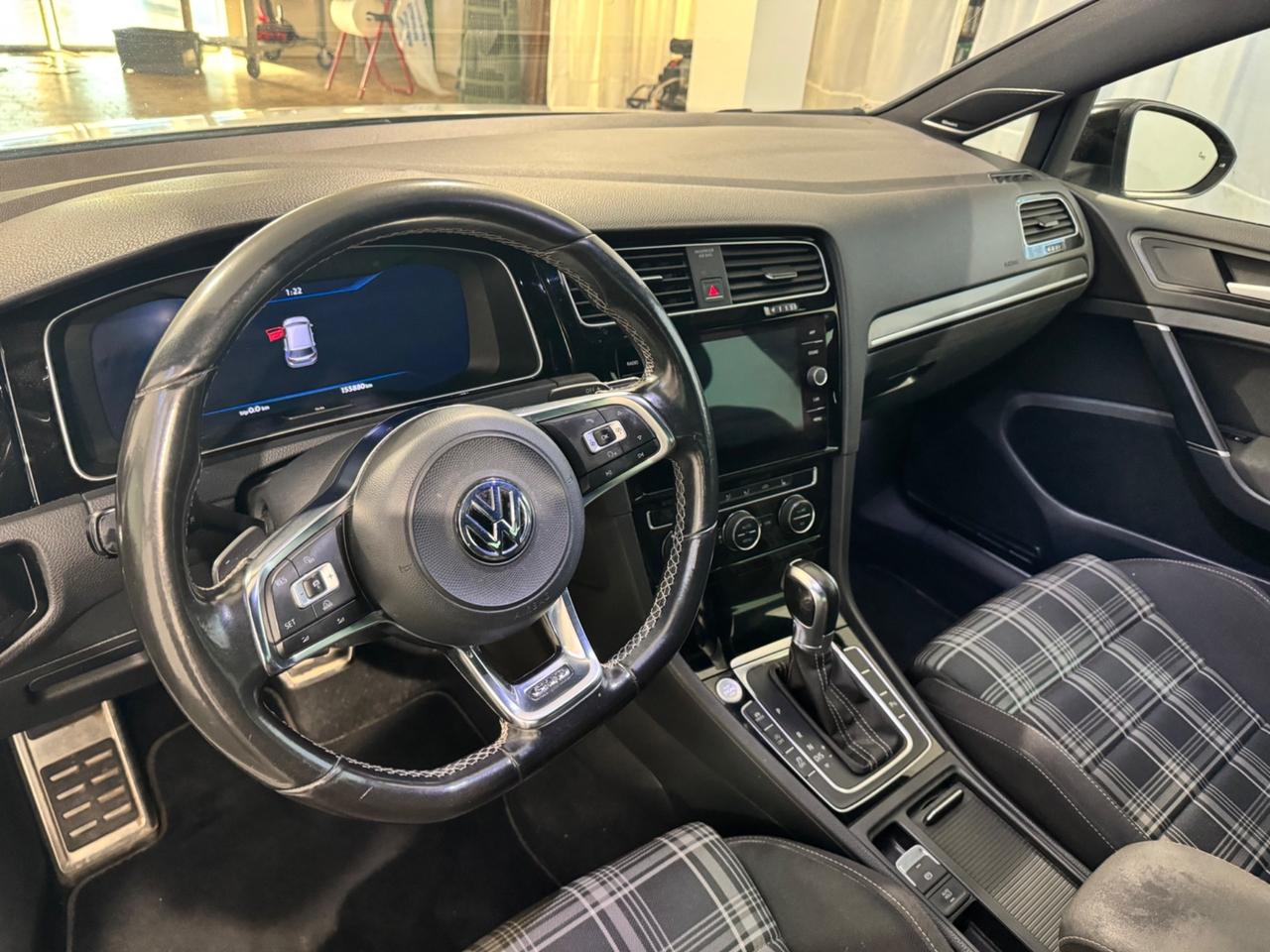 Volkswagen Golf GTD 2.0 TDI DSG 5p. BlueMotion Technology
