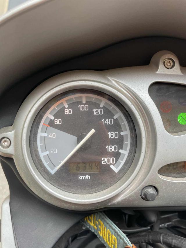 BMW F 650 GS .