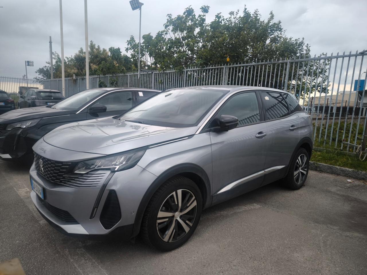 Peugeot 3008 BlueHDi 130 S&S EAT8 Allure Pack full led dinamica