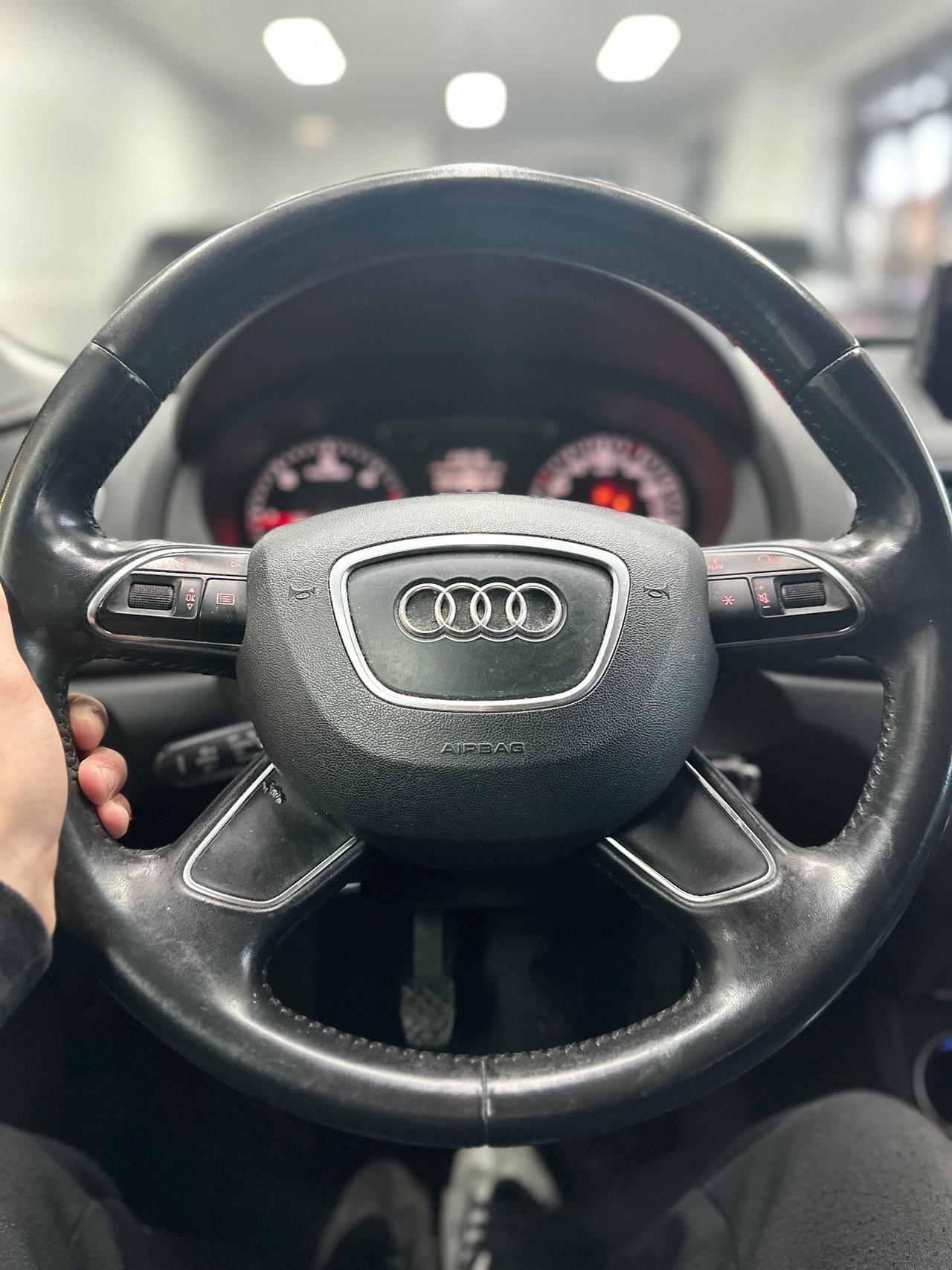 Audi Q3 2.0 TDI 150 CV BUSINESS PLUS