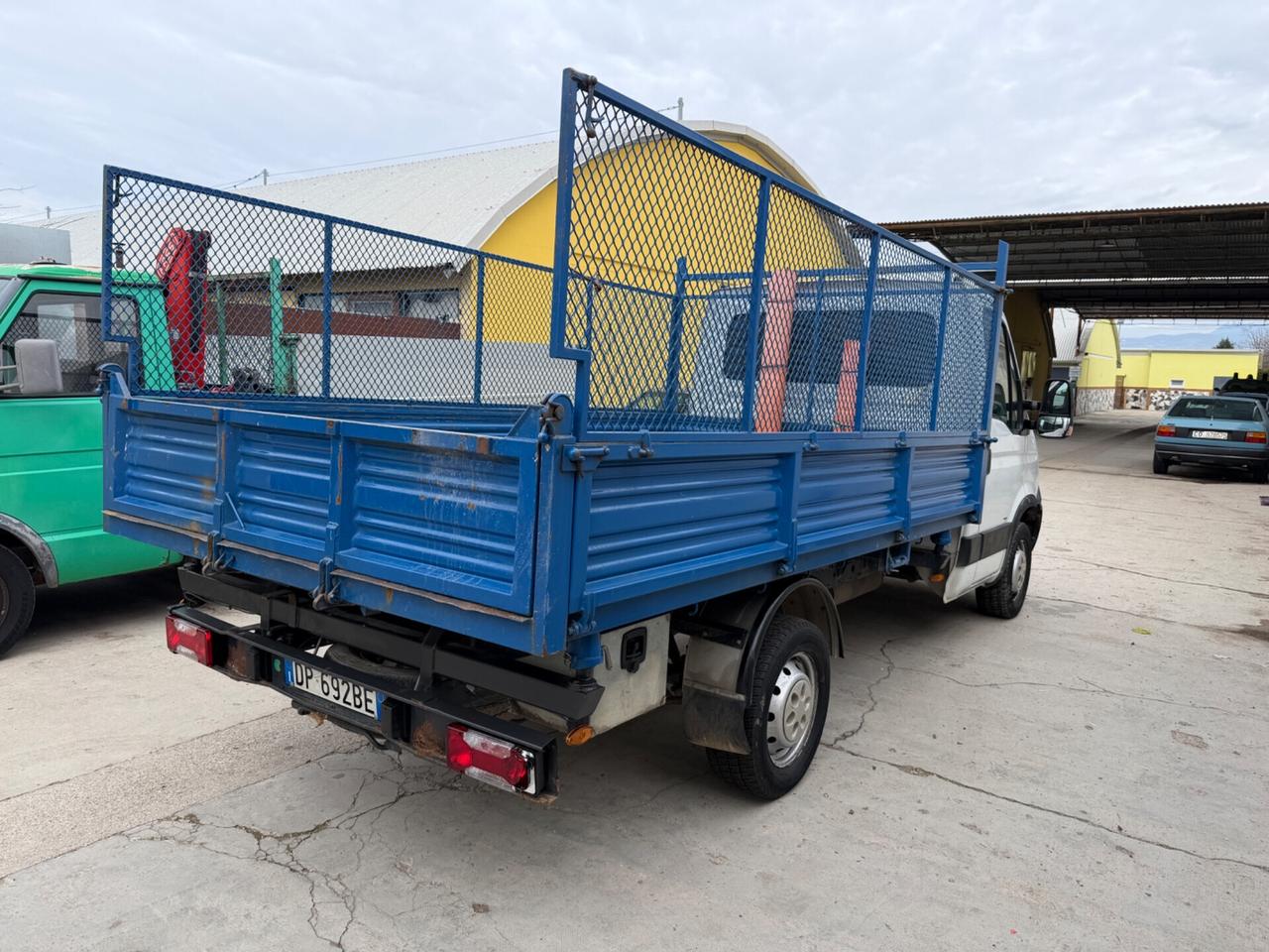 Iveco Daily 2.3 d Ribaltabile Trilaterale - 2008