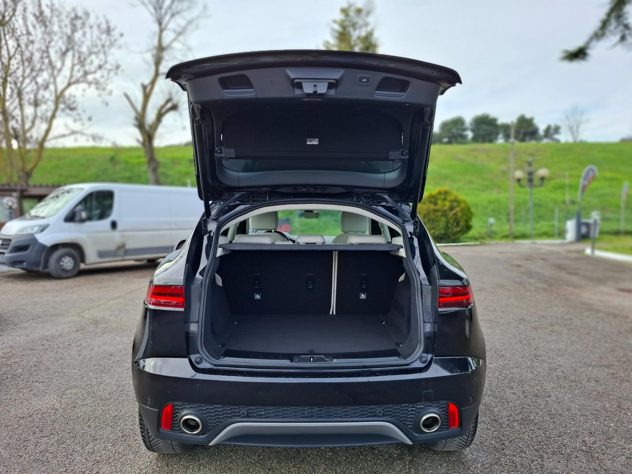 JAGUAR E-Pace 2.0D 150CV AWD aut. R-Dynamic HSE