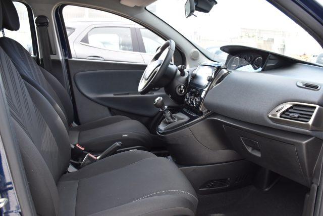 LANCIA Ypsilon 1.2 69 CV 5 porte GPL Ecochic Gold