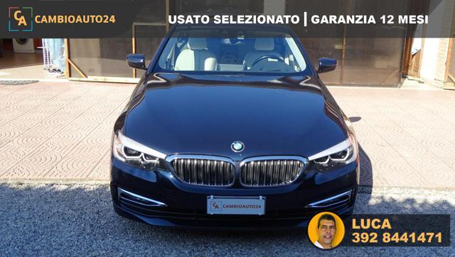BMW 530 d xDrive 249CV Touring Luxury, Garanzia..