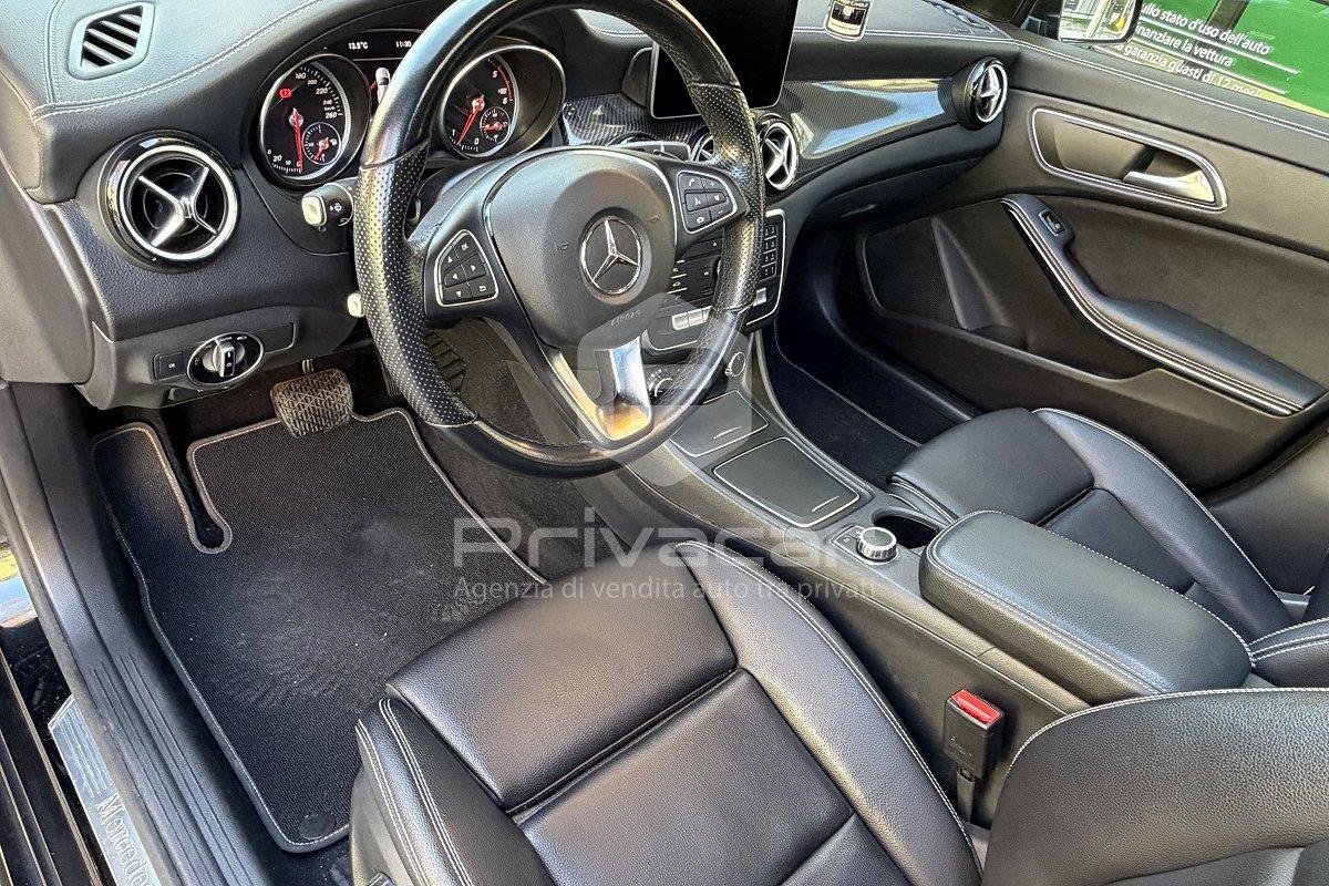 MERCEDES CLA 200 d Automatic Premium