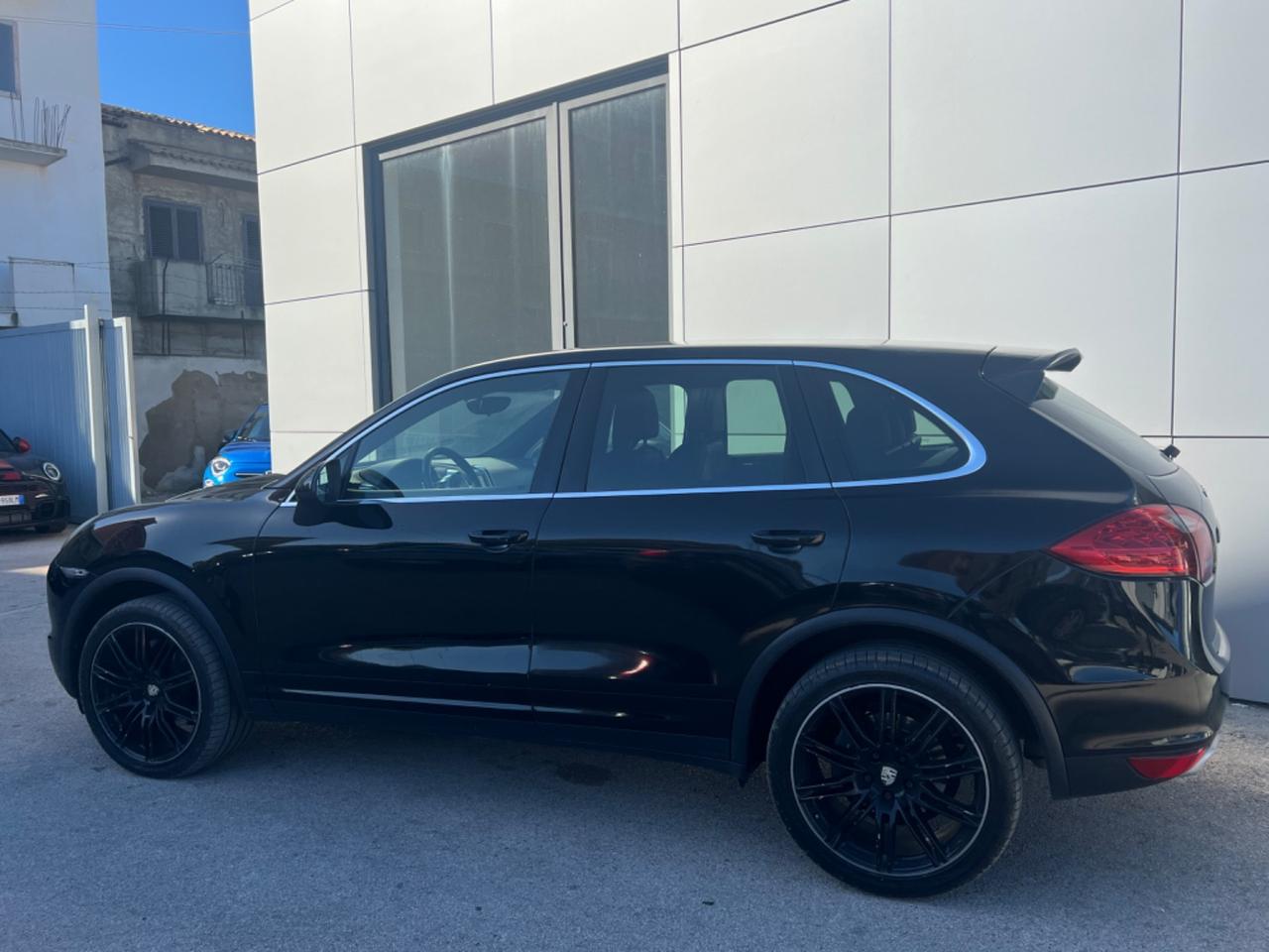 Porsche Cayenne 3.0 Diesel - anno 2012 - km 255.000