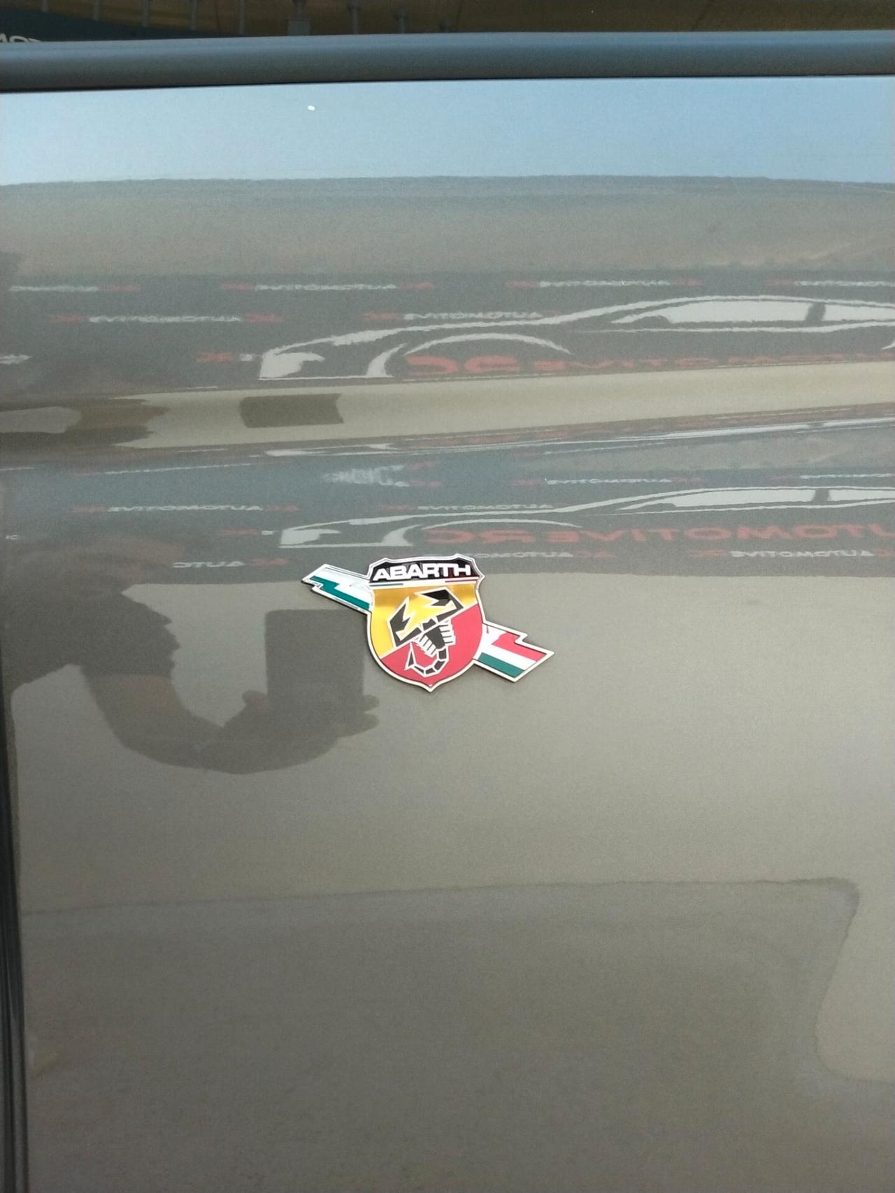 Abarth 500 C 1.4 Turbo T-Jet MTA