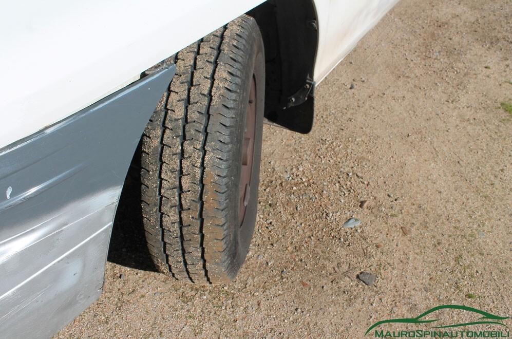 FURGONE RIBALTABILE HYUNDAI H-1 2.5 TDI