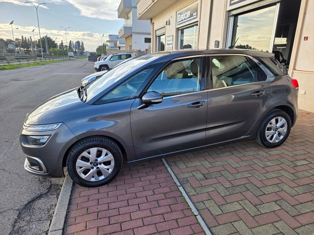 Citroen C4 SpaceTourer BlueHDi 130 S&S Feel