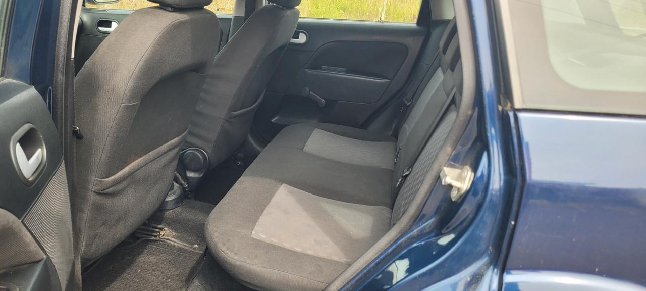 Ford Fiesta 1.4 TDCi 5p. Ambiente