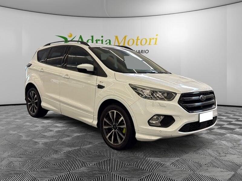 Ford Kuga 1.5 TDCi 120CV S&S 2WD ST-Line