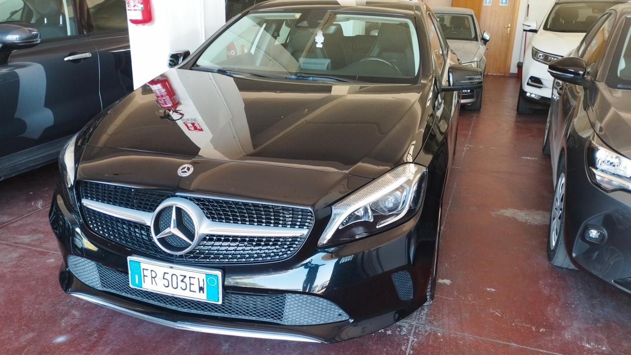 Mercedes-benz A 180 d Automatic Premium