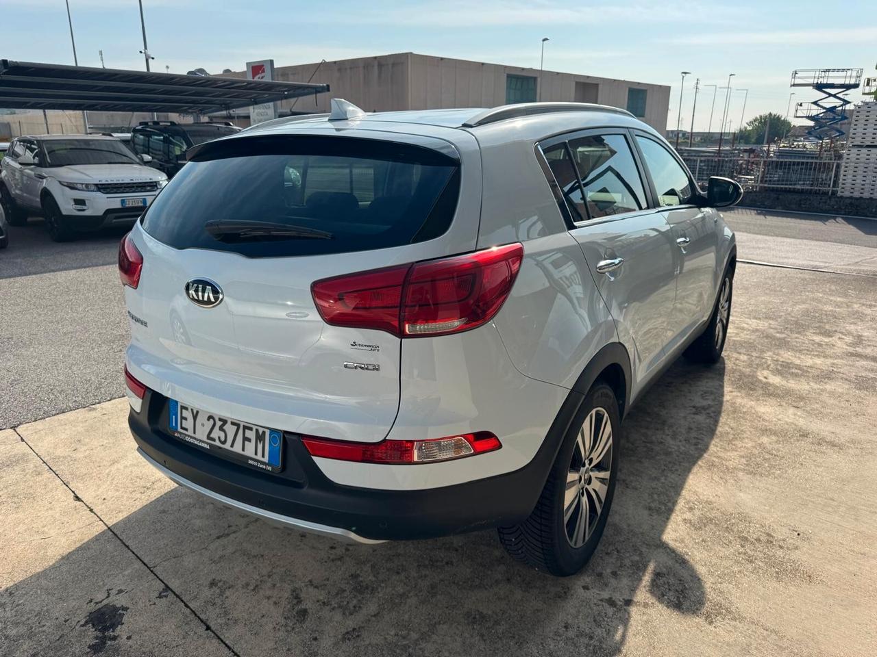 Kia Sportage 1.7 CRDI VGT 2WD high tech