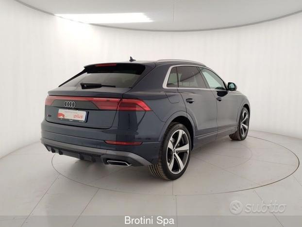Audi Q8 50 TDI 286 CV quattro tiptronic S line