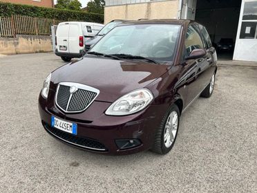 Lancia Ypsilon 1.3 MJT 90 CV Oro Giallo