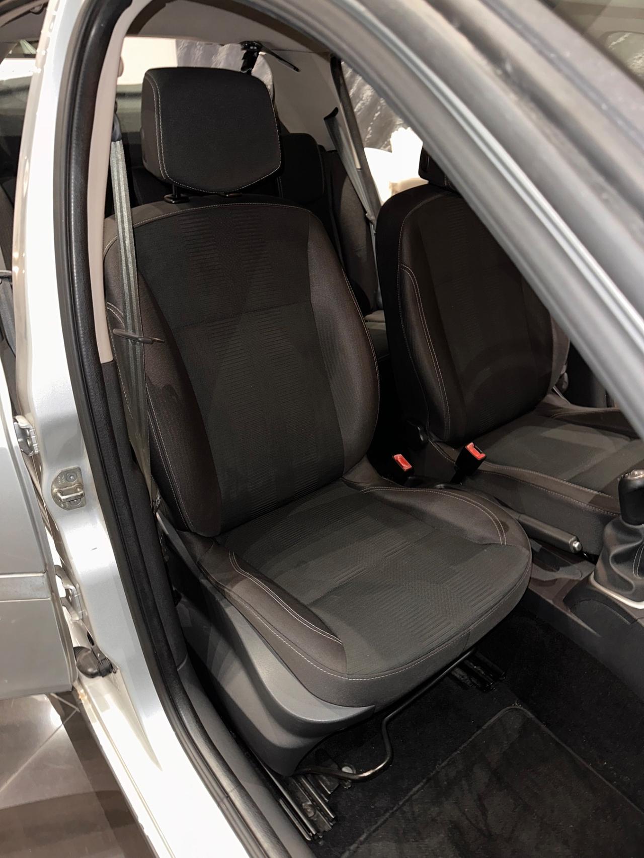 Renault Clio 1.2 16V 5 porte GPL Dynamique
