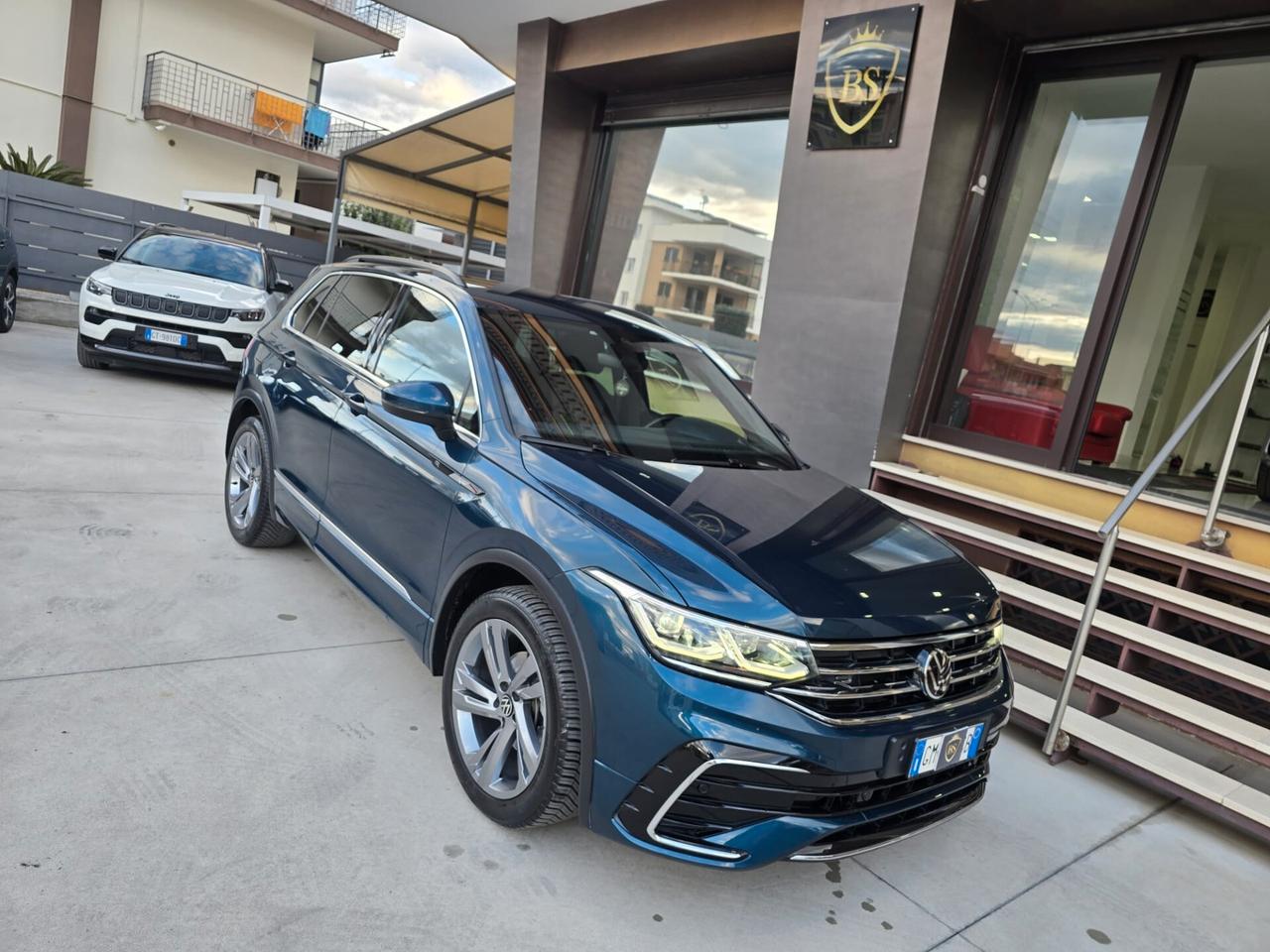 Volkswagen Tiguan 2.0 TDI 150 CV SCR DSG R-Line