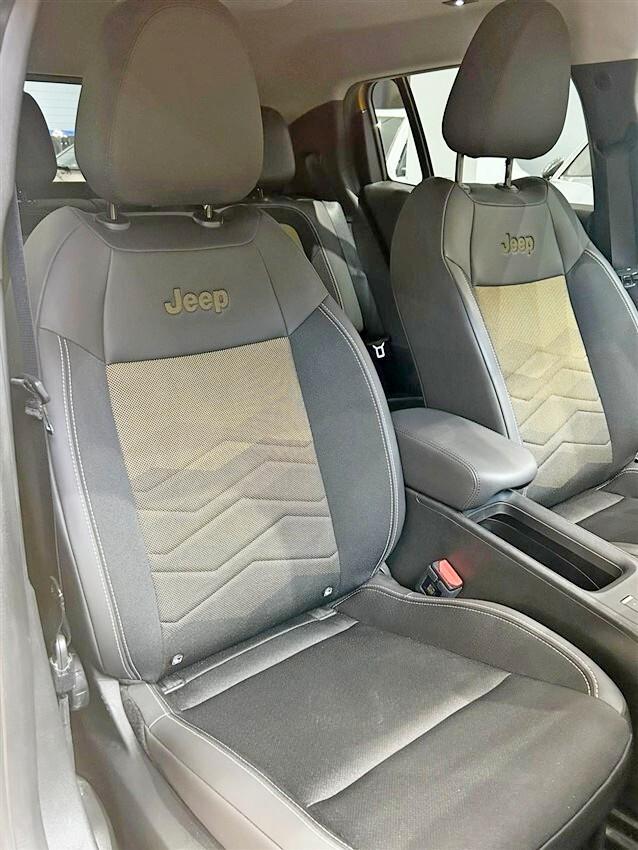 Jeep Avenger 1.2 Turbo 100 CV Summit