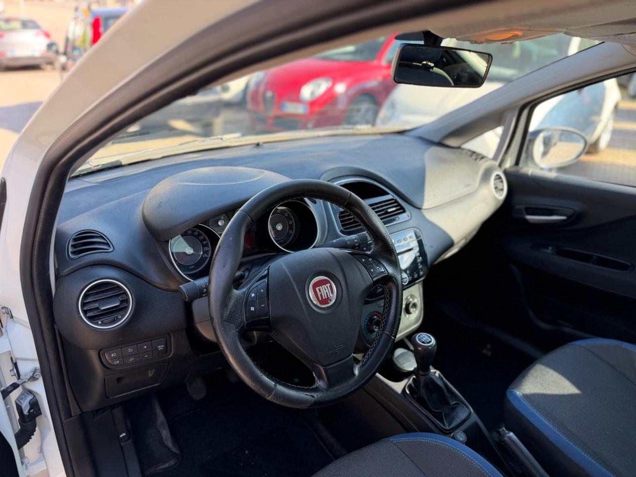 Fiat Punto 1.3 MJT 75 CV 5 porte Pop