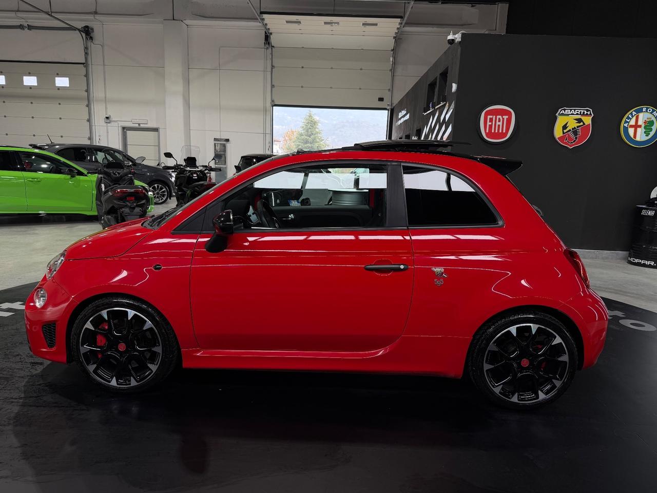 Abarth 595 1.4 Turbo T-Jet 180 CV Competizione