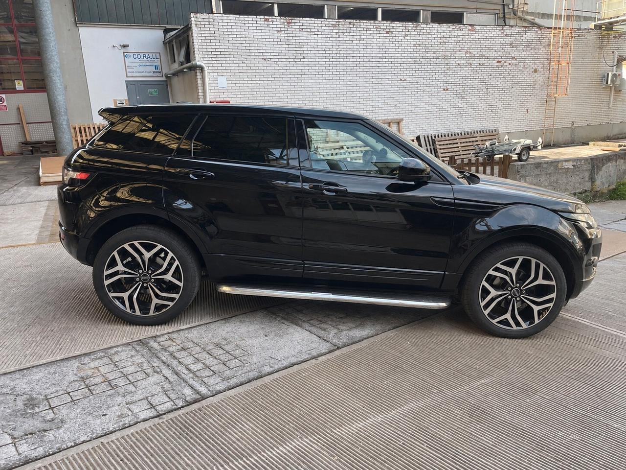Land Rover Range Evoque 2.2 TD4 5p. Dynamic